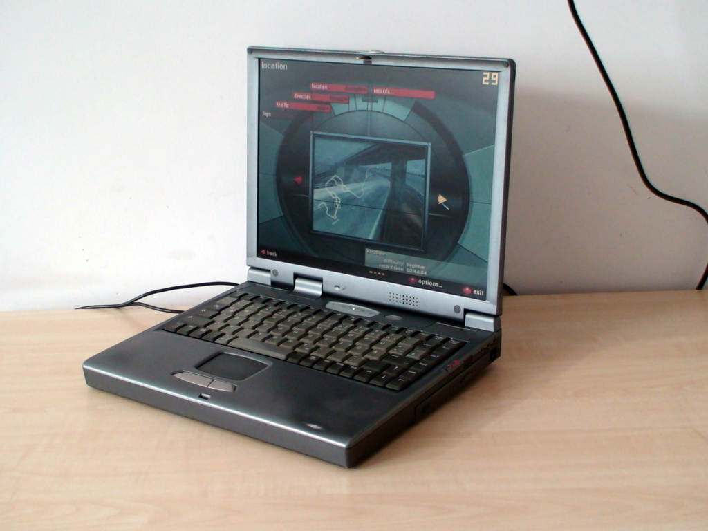Tronic'5 Pentium III 500 Ati M1 8MB