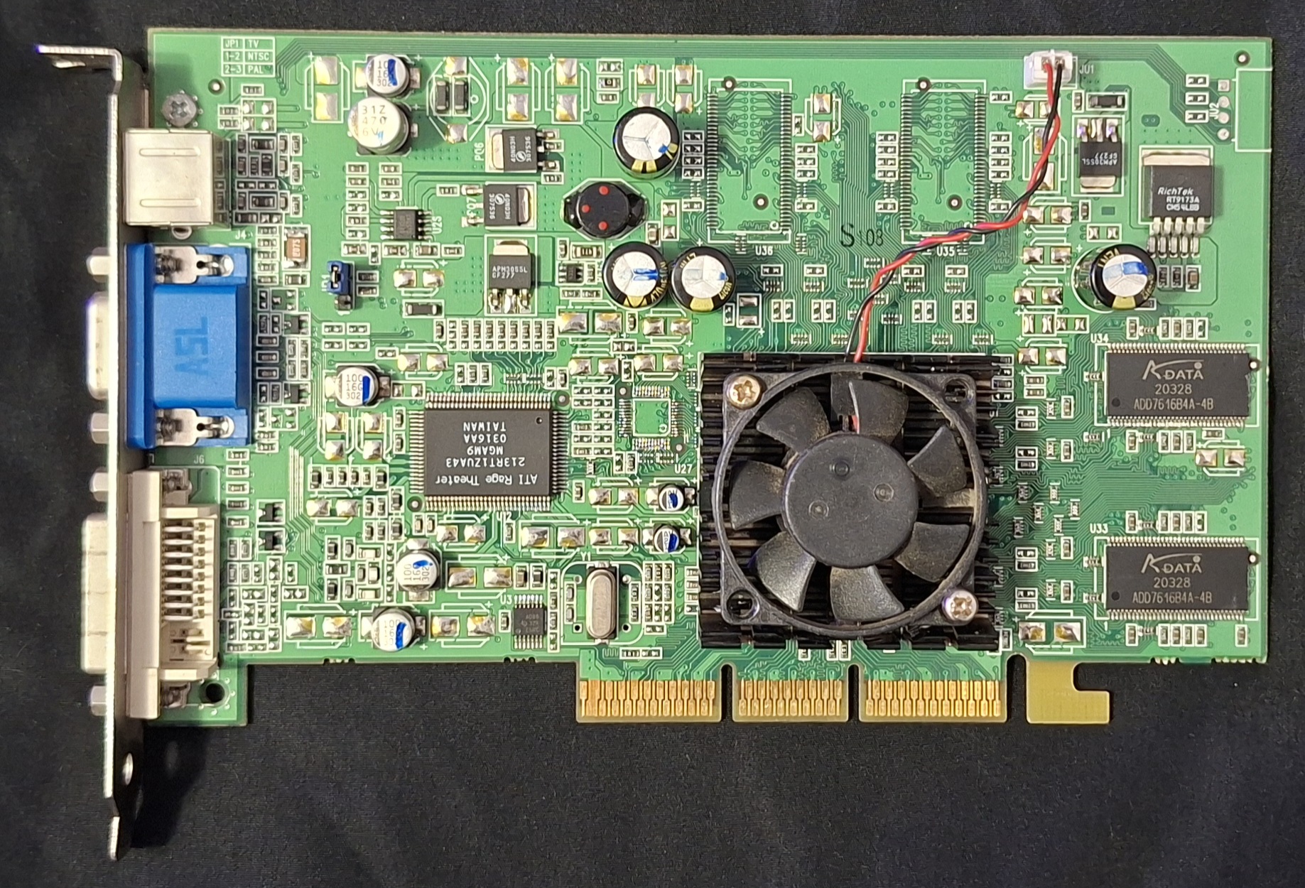 radeon9100 64bit.jpg